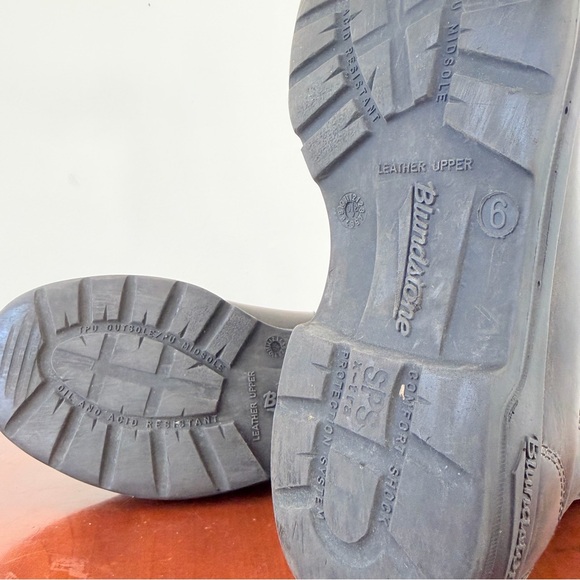 Blundstone Unisex Rustic Black Leather Chelsea Boots | AU 6 - Picture 7 of 8